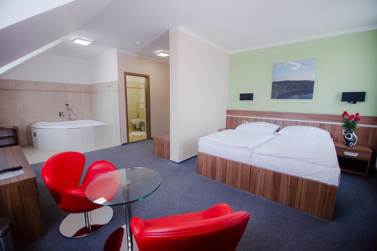 Hotel Jezerka Seč Eksteriør bilde